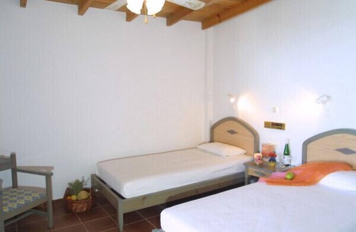 Plakias Hotel | Phoenix Apartments