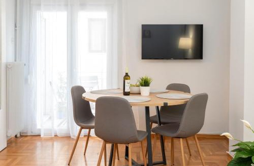 Pasalimani Apartment | Piraeus Passalimani Central up to 5 , near Metro