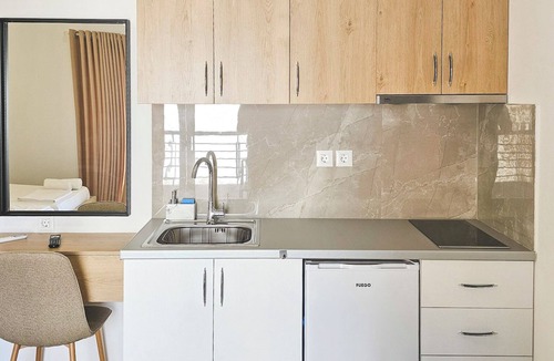 Qafe e Gjashtes Apartment | Pirali Studio 005 with Free Parking