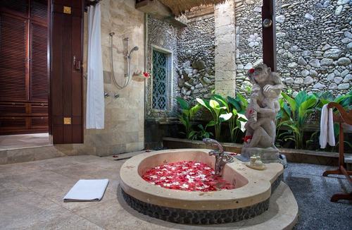 Kedewatan Resort | Pita Maha