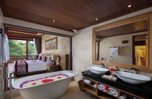 Kedewatan Resort | Pita Maha