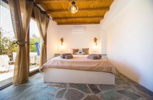Stegna House | Pitropos Garden