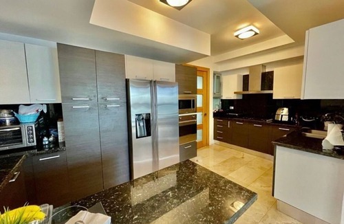 Lope De Vega Apartment | Place Alegre downtown