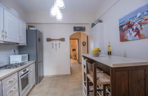 Plaka Apartment | Plaka on the Water - 2 Apts for Families