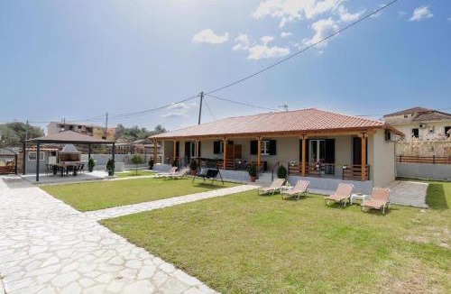 Ipsos Apartment | Planet Luxury Holidays Apartments in Ipsos Corfu