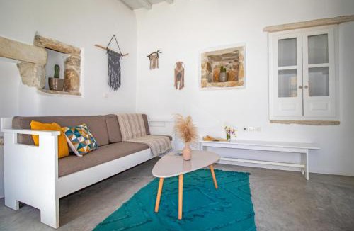 Aperathos Apartment | Platsa's House
