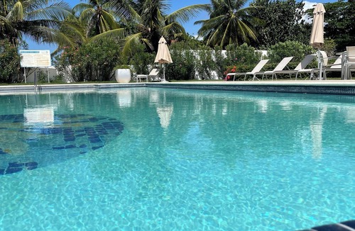 Quisqueya Apartment | PLAYA CORAL nCozy 2-bedroom apartment in charming Playa Juan Dolio with WiFi, AC