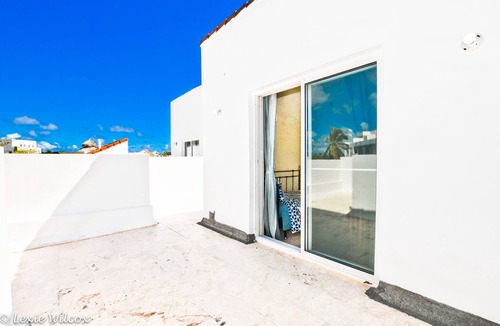 El Cortecito Condo | Playa Turquesa 1 BDR Penthouse + Loft-Ocean View - Sleeps 4 Direct Beach Access