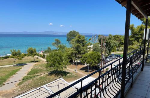 Haniotis Hotel | Plaza Hotel
