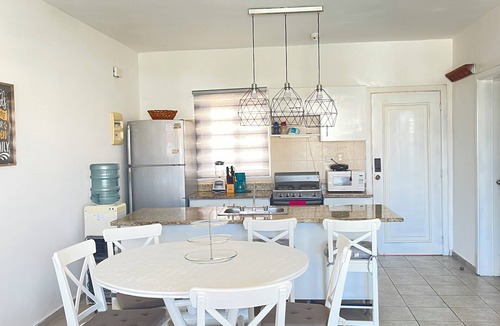 Playa Bibijagua Apartment | Pleasant 1-bedroom apartment Beach and Pool view