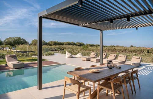 Tavronitis Villa | Pnoe Seafront Experience | Villa Lithos