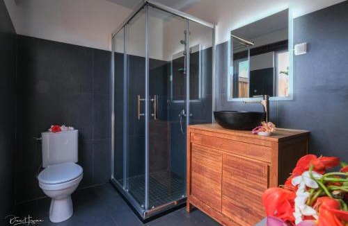 Taravao House | POELANI