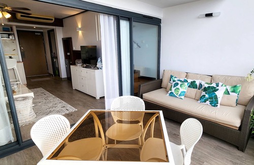 Arue Apartment | Poema's Beach Duplex by Tahiti Homes®. Magnificent apartment with sea view.