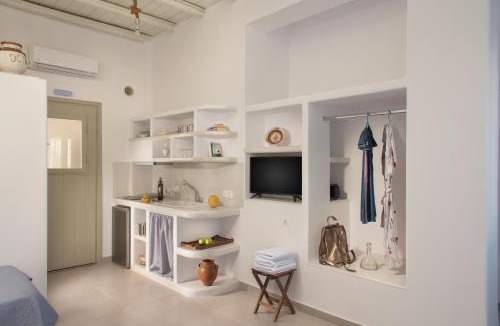 Apollonia Bed & Breakfast | Pollonia Center Studios
