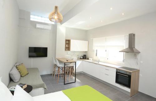 Polichrono Apartment | Polychrono Suite 1