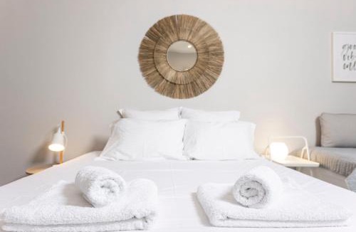 Polichrono Apartment | Polychrono Suite 1