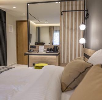 Kalambaka Apartment | Polyzos Luxury Suites Meteora #5 - Adults Friendly