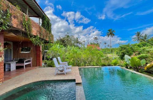 Banyuwangi House | Pondok Is Oke bambo infinity pool