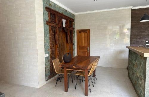 Kedewatan House | pondok jantuk homestay
