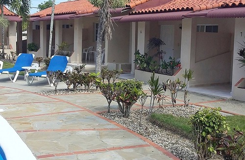 Playa Chiquita Apartment | Pool/billiard/cable TV/WiFi/free shuttle to beach/free breakfast…
