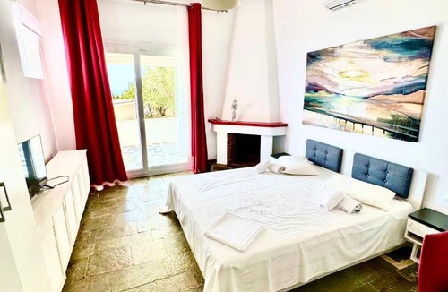 Agios Sostis Apartment | Porfira