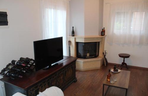 Paleokastritsa Apartment | Postman's House