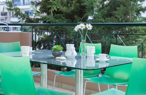 Kallithea Apartment | Premium 2 Bd Blue Retreat in Kallithea