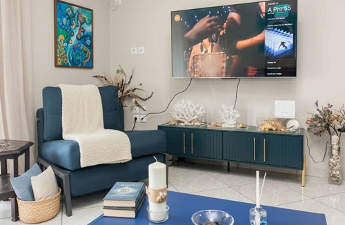 Kallithea Apartment | Premium 2 Bd Blue Retreat in Kallithea