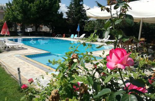 Lefkonas Apartment | Prespa Resort & Spa