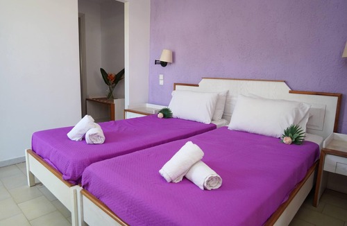 Malia Hotel | Primavera Beach Resort