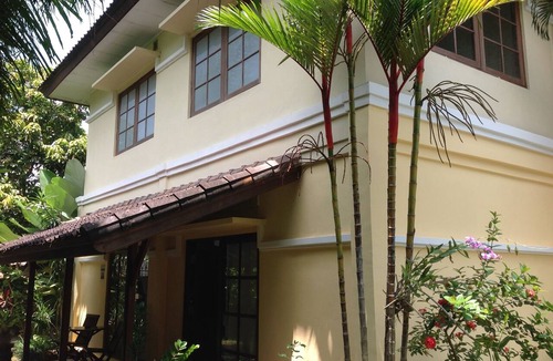 Kerobokan House | Private 3-bedroom house with tropical garden and pool