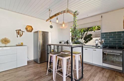 Tiahura House | Private 3BR Villa with pool