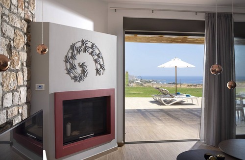 Pefkos Villa | Private Deluxe 3 bedroom villa in Lindos , villa Alkyoni