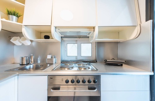 Athens City Centre Apartment | Private Loft Suite with stunning view of Acropolis
