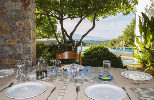 Platanias Villa | Private pool ★ Outdoor kitchen + BBQ ★ Sea View