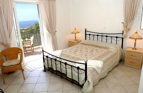 Sarlata Villa | Private pool & Sleeps up to 10 People, Great seaviews