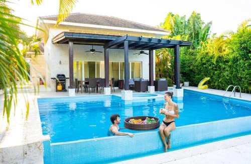 Playa Bibijagua Villa | Private Punta Cana Villa with Pool & Golf View