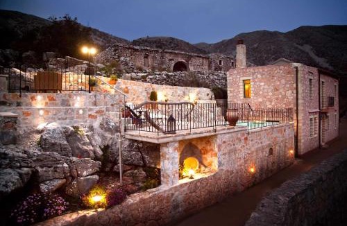 Goni Villa | Private Stone villa-Pool and Maountain view
