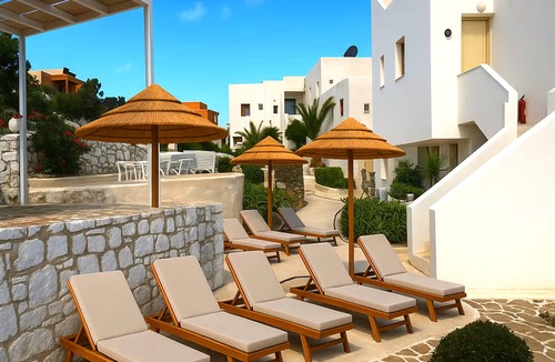 Piskopiano Apartment | Private villa full view for up to 10 vacationers