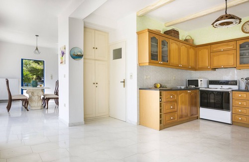 Loukerata Villa | private villa-high level of hospitality
