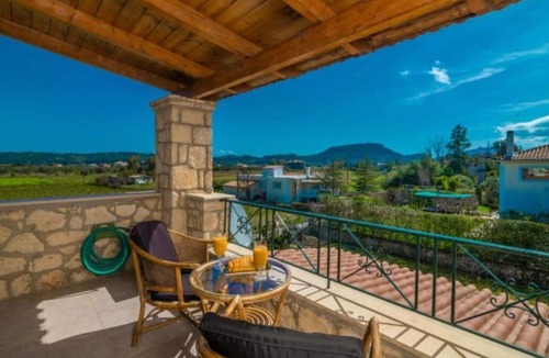 Zakynthos Apartment | Private Villa Karavia
