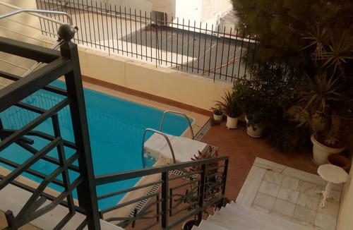 Ano Kipseli House | Privater Pool Panorama Athen 2 Stockwerk Villa by Interhome