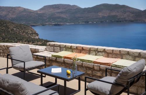 East Mani House | Prosilion Stone House