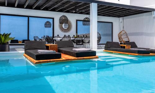 Paraga Villa | Psarou Black Villa 2