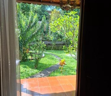 Pengosekan House | Puja Arsri Homestay - Reiki Healing