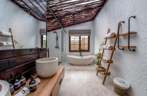 Penestanan Villa | Putri Salju Villa by EVDEkimi - Scenic terrace in the Artistic heart of Ubud - Long stay extras