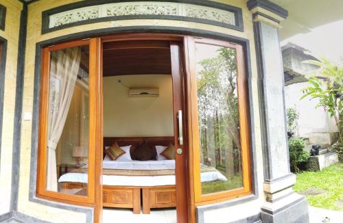 Sayan House | Putu home stay ubud