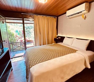 Mendut House | Puunee Wild River Villa's Borobudur