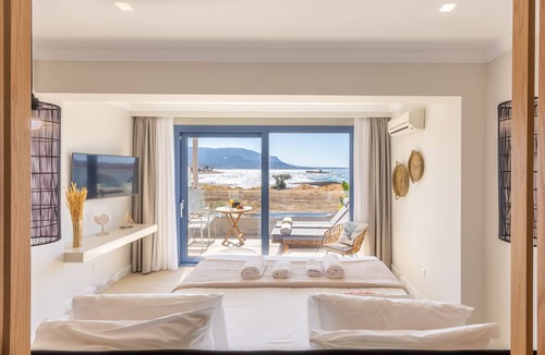 Malia Hotel | Pyrgos Blue