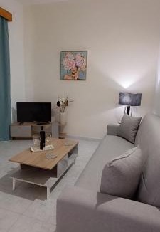Petaloudes Apartment | Pyrgos Hotel Apartments
